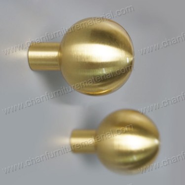 Round brass knob