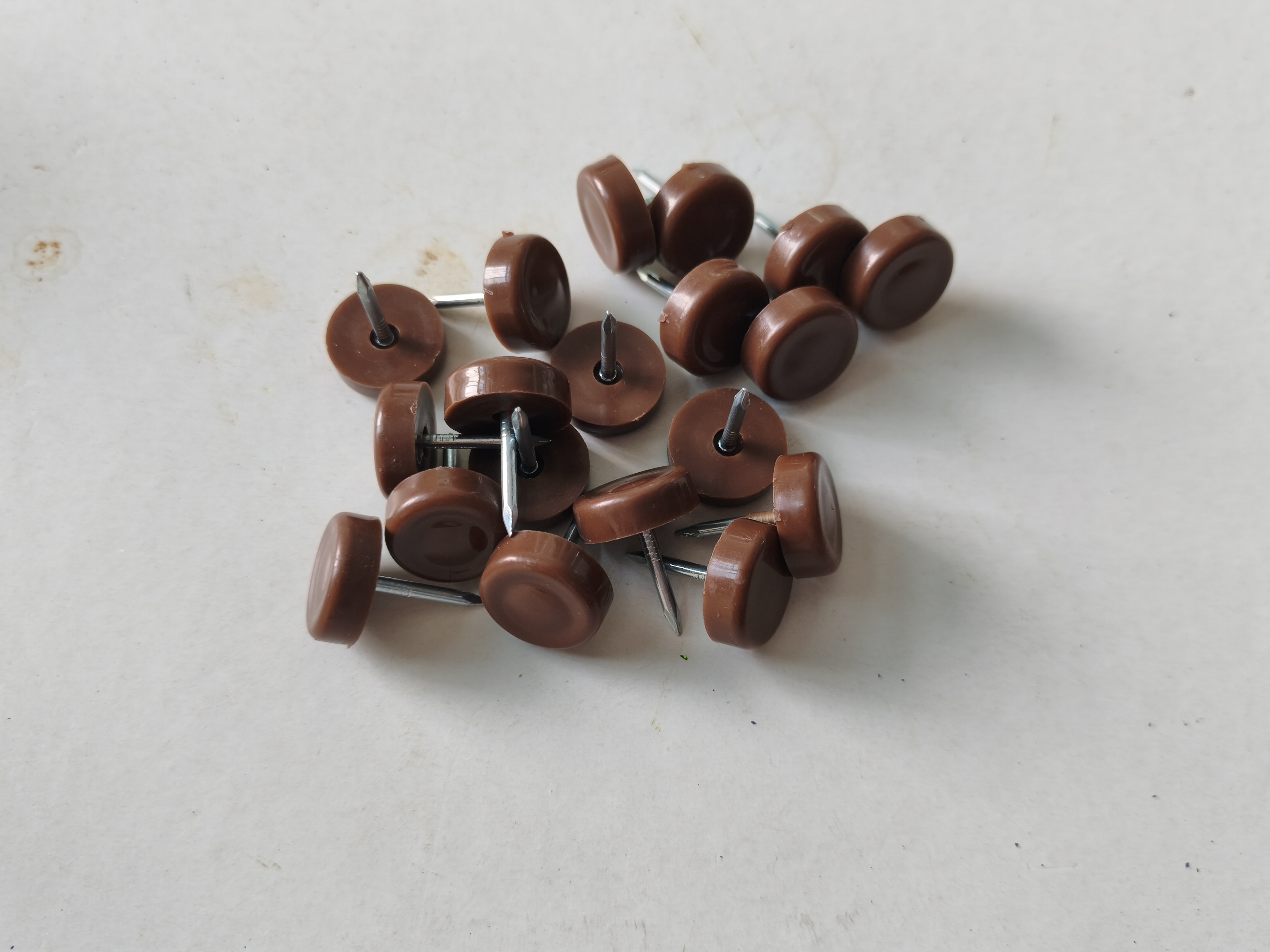 塑料帽滑钉 16MM 棕色（底钉）